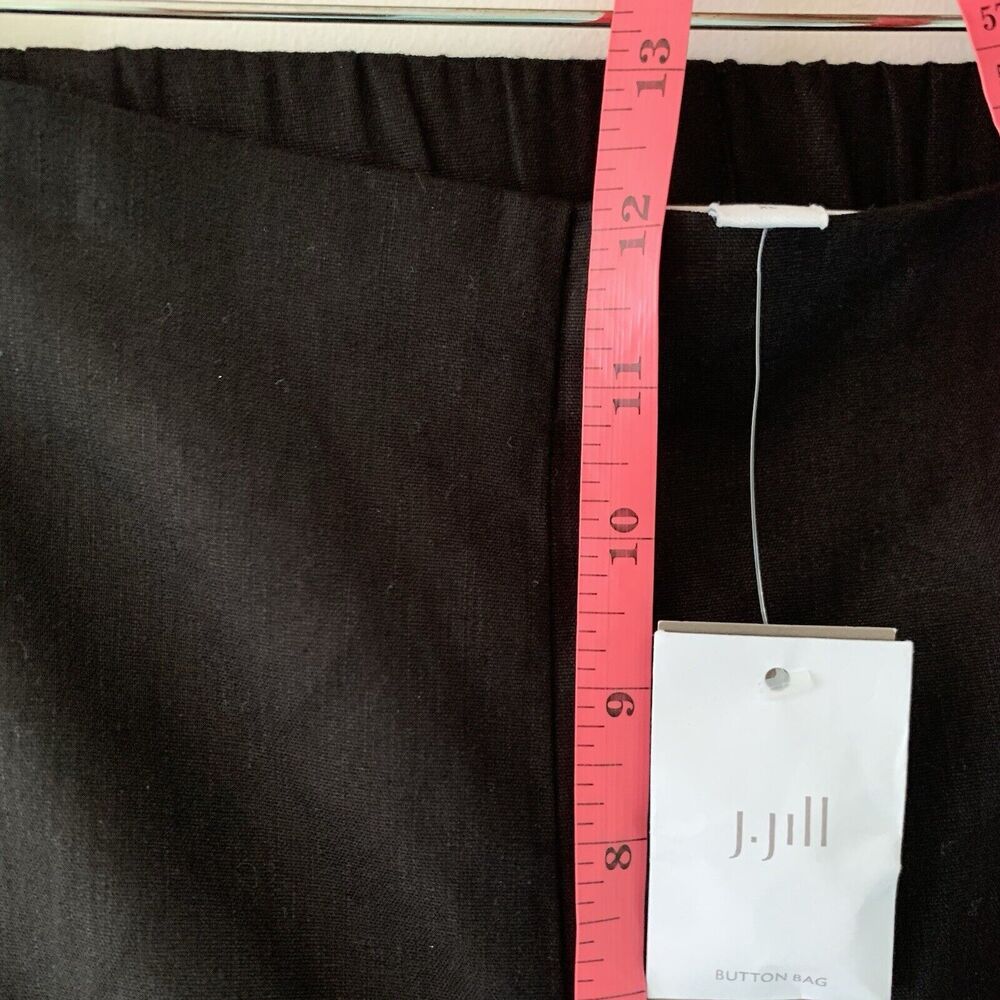 Women's Linen Straight Leg Ankle Pants in Black - Picture 8 of 9